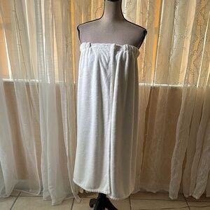 Elegant White Terry Cloth Bath Wrap